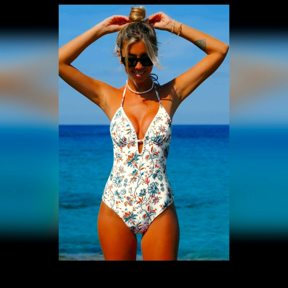 Cupshe Swimsuit
